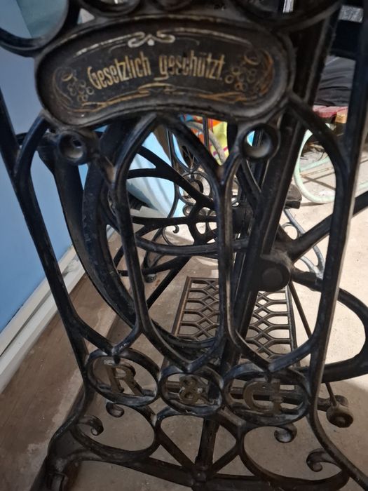 Masina de cusut in stare buna