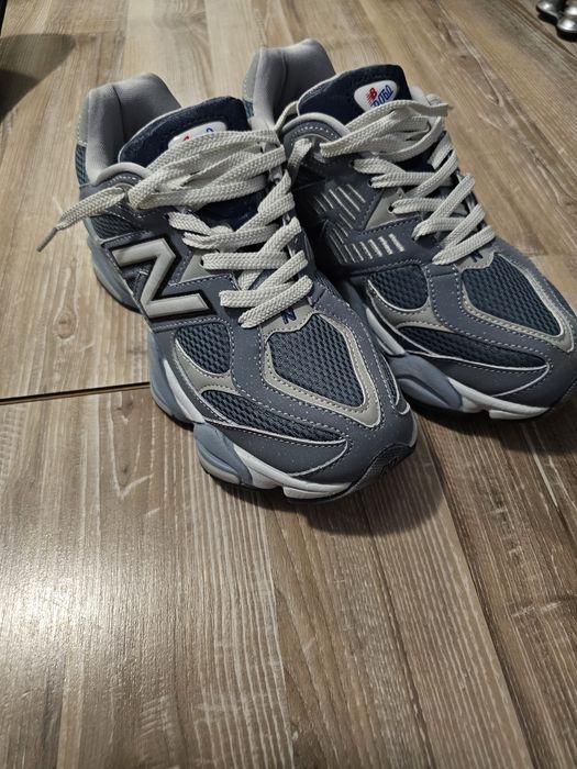 Чисто нови NEW BALANCE сини обувки 42.5