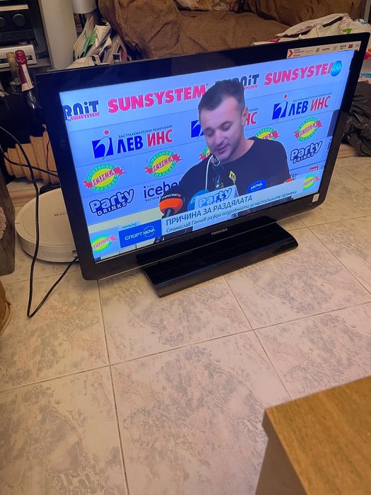 Телевизор Тошиба 32 инча