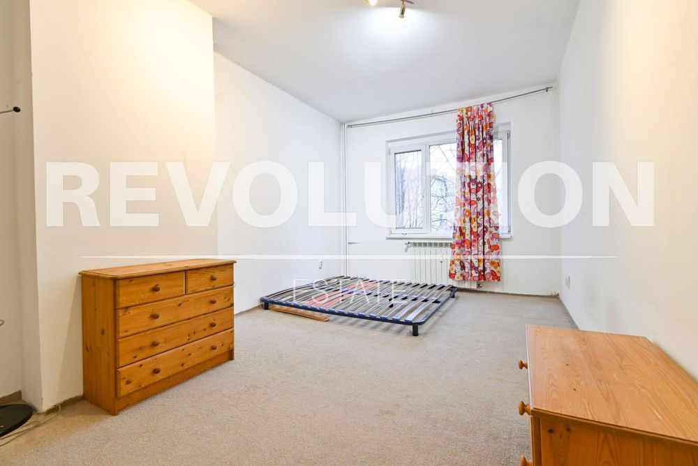 Дава се под наем Тристаен апартамент в София, Център - 110 кв.м за 712.98 € - Снимка #8