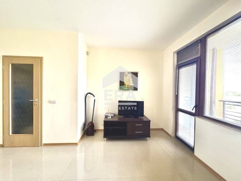 Продава се Двустаен апартамент в Балчик - 68 кв.м за 544 €/кв.м - Снимка #6