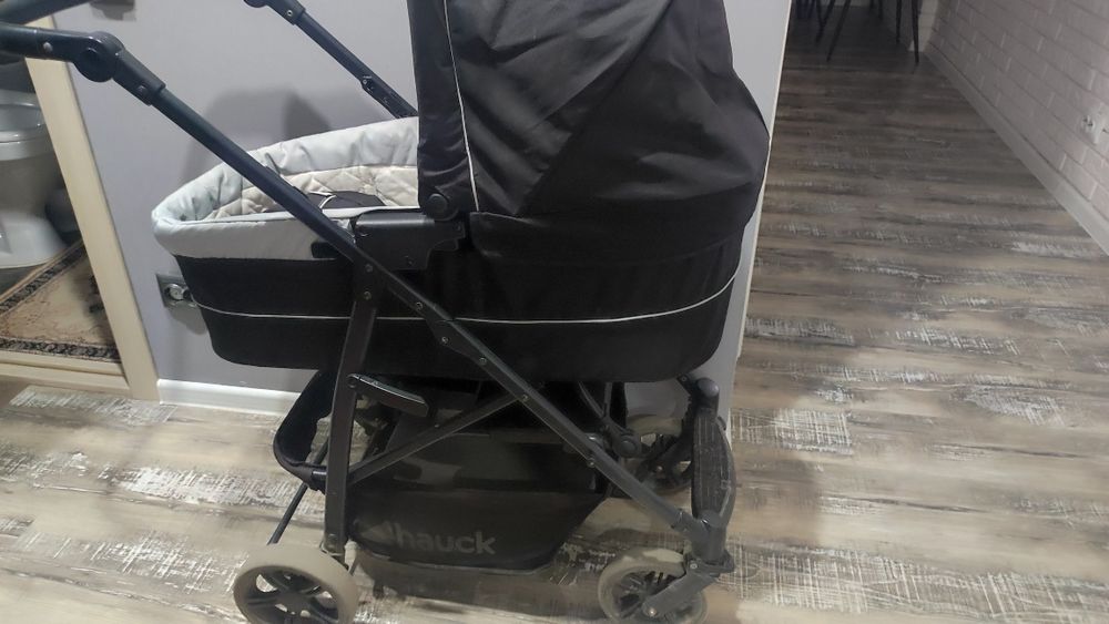 Продам коляску 2 в 1.