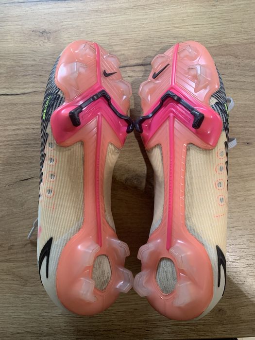 Бутсы nike mercurial