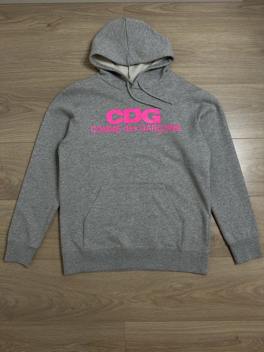 Продам свитшот с капюшоном брендовый