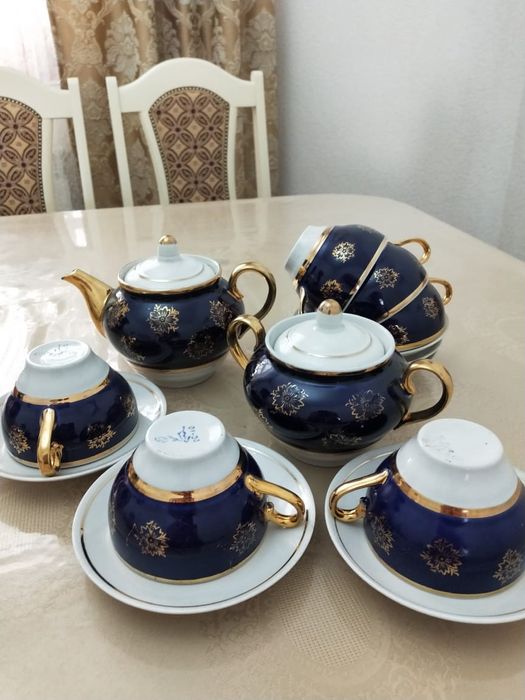Чайный сервиз  фарфоровый