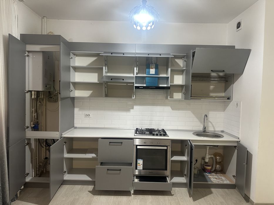 Срочно Продам кухню