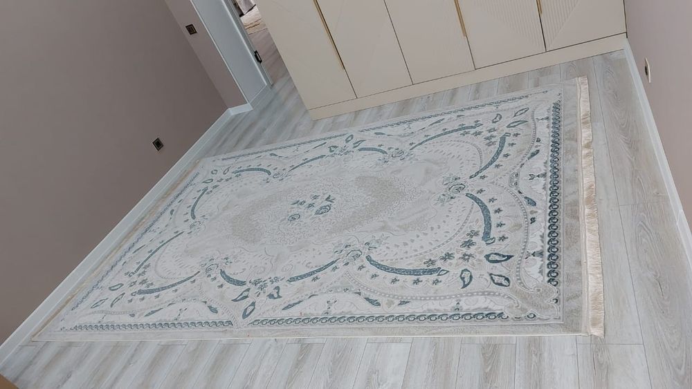 Б/у ковры состояние хорошие