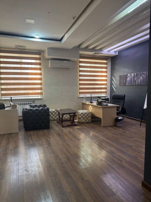 Бектемир Продаётся производственное здание, 32,5 сотки, 3 936м2