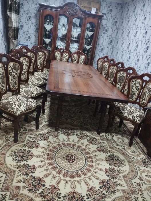 Stenka kamot stol stul nabor hammasi kamplekt sotiladi