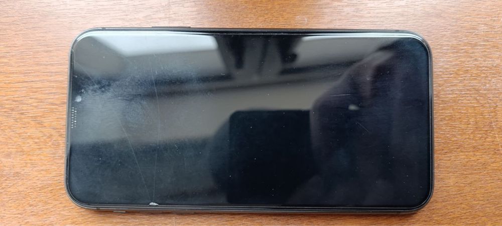 iphone 11 sotiladi