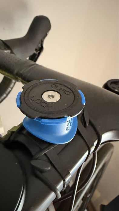 Quad Lock KIT Car Mount, Case iPhone 17 Pro Max, Cycling mount