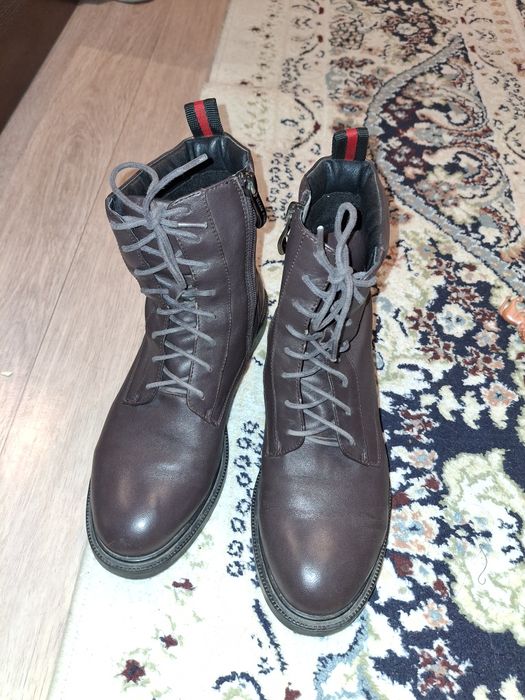 Отдам сапоги бесплатно