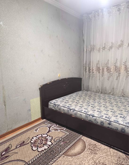 Сотилади 2/2/4 Коракамиш 2/4