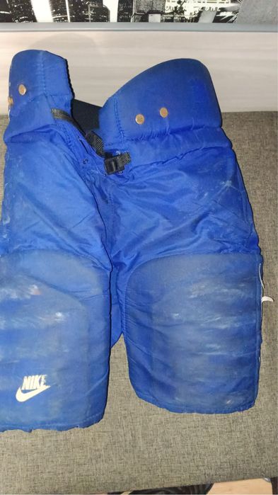 Продам хоккейную форму