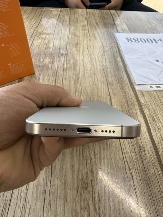 Iphone 15 pro max rangi natural titan