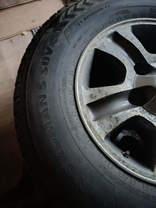 Диски с резиной на Lexus Lx 470