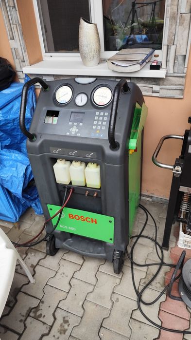 Statie aparat  Bosch incarcare freon auto  complet automata r134a aer conditionat