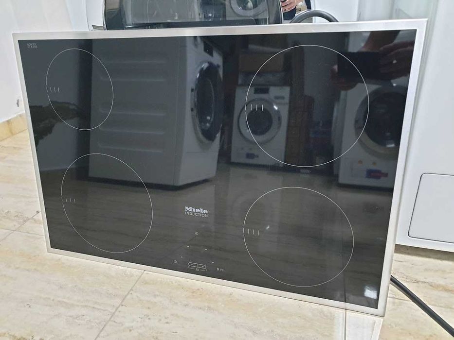 Miele Индукционен Плот Котлони 4 зони за Вграждане Миеле