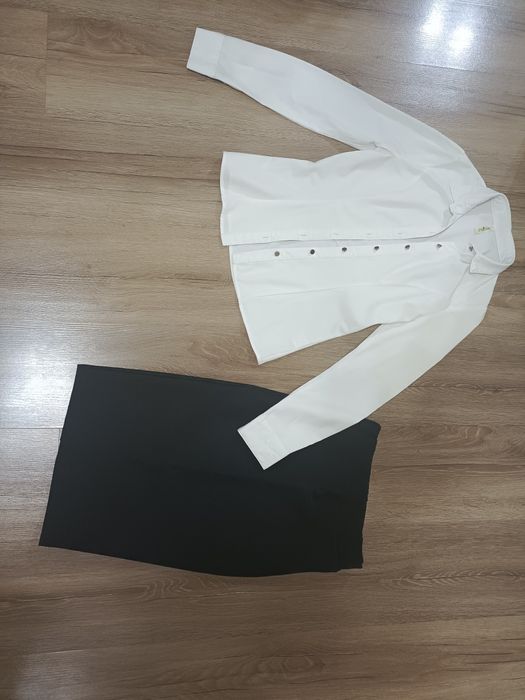 Продам школьную юбку+блузку