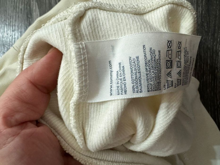 Pulover Tommy Hilfiger marimea M