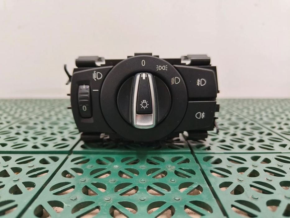 Bloc lumini BMW E81/82/87/88 E90/91 X1 E84 diverse modele preturi incepand de la 100 RON