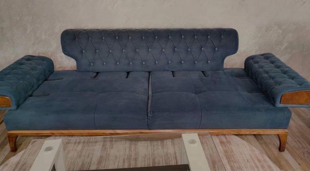 Разтегателен диван с функция сън