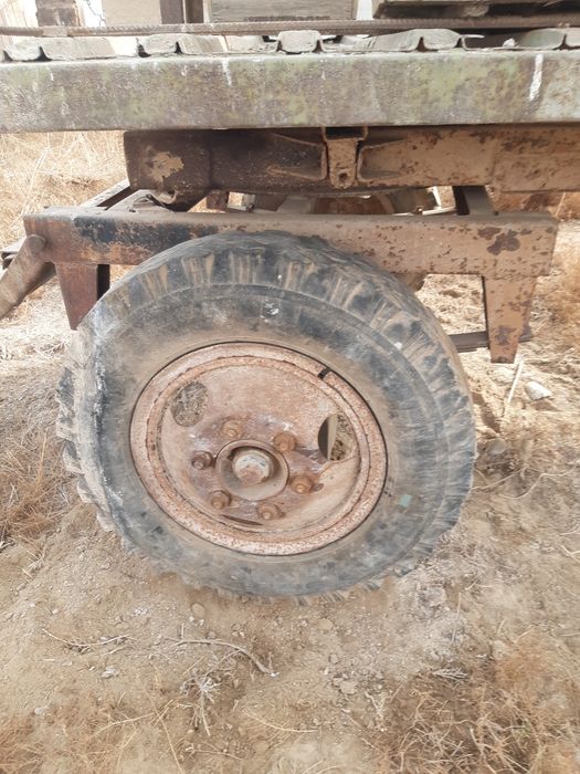 Пчелоприцеп на 36 ульев