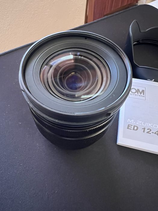 OM System 12-45 F4 Pro