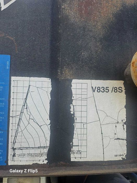 Vand camion basculabil cu macara