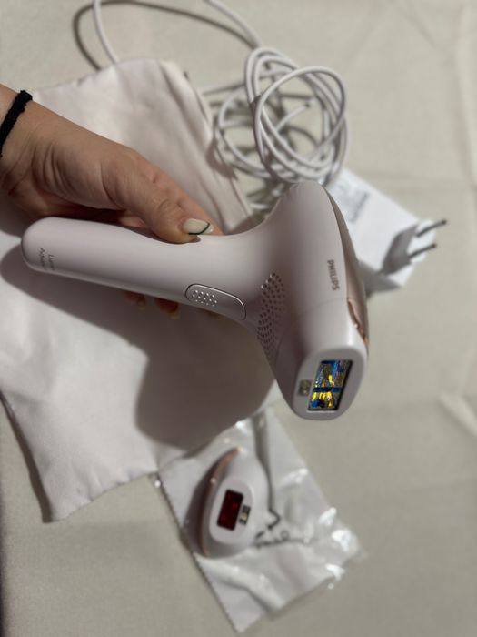 Фотоепилатор IPL Philips Lumea Advanced SC1997/00