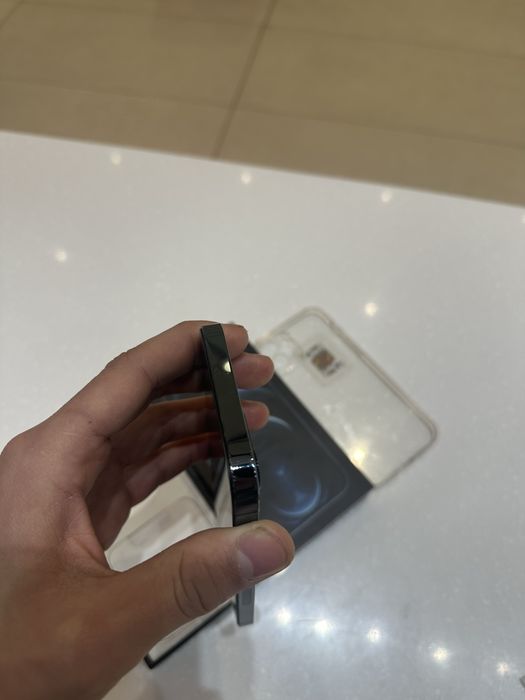 Продается Айфон 12 про