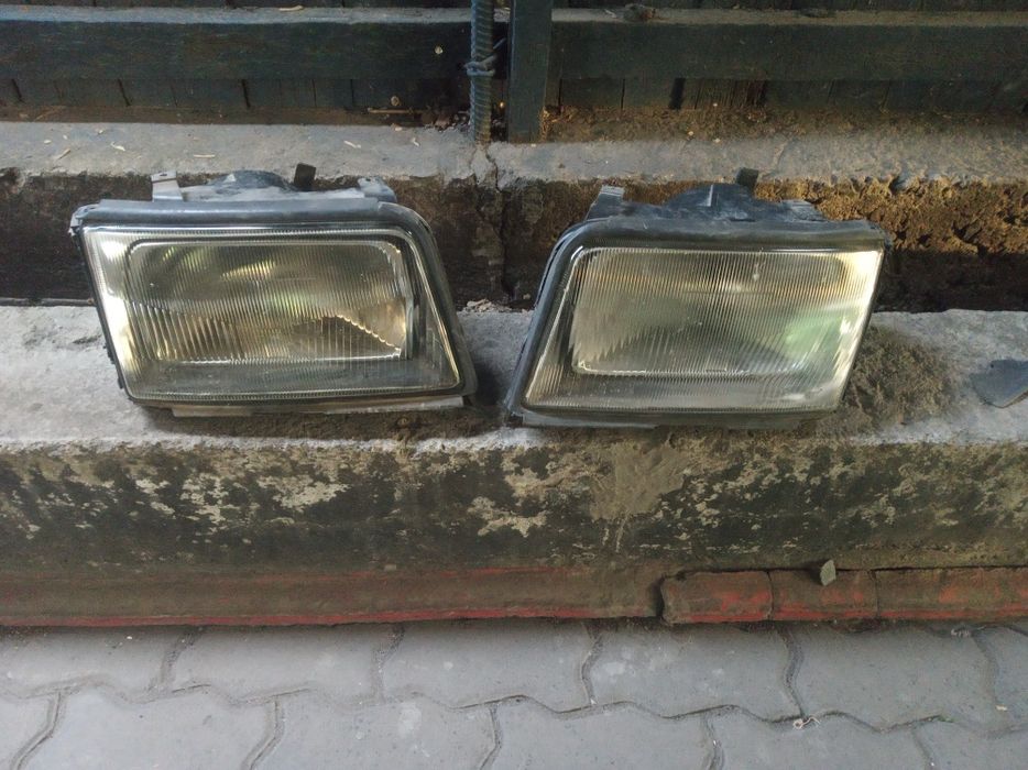 Продам фары на Ауди 100 С4 А6