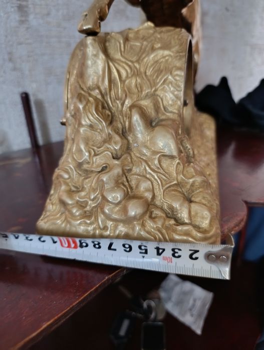 Сувенирная лошадь