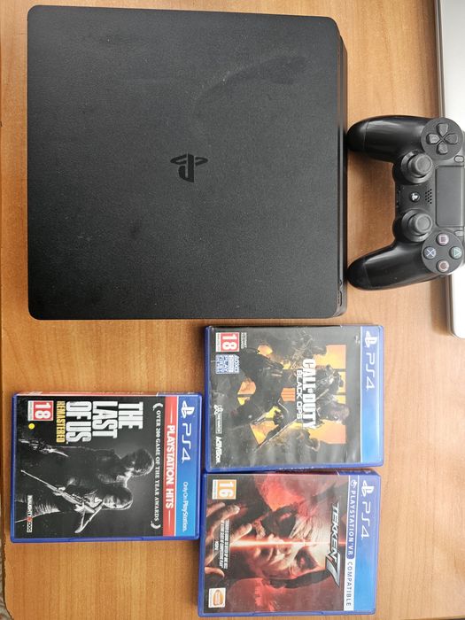 Vand ps4 slim stare foarte buna