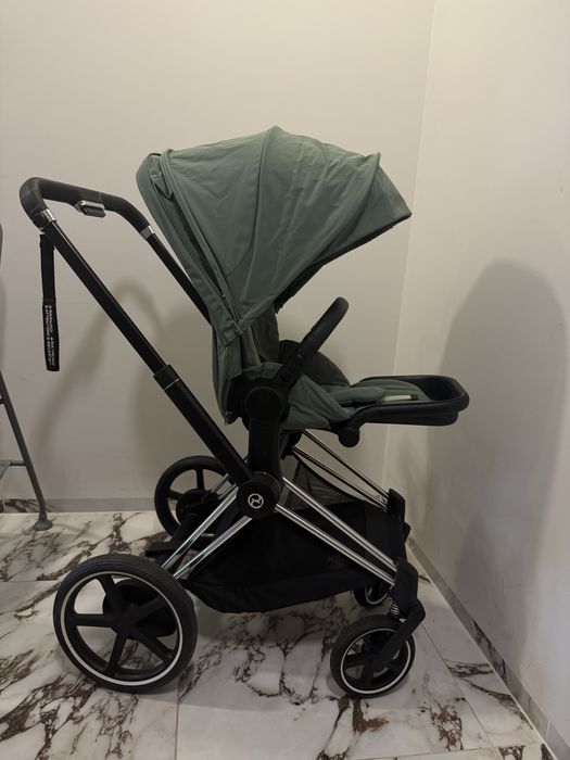 Cybex E- Priam 4 (Пълен комплект+аксесоари) (1900лв само шаси)