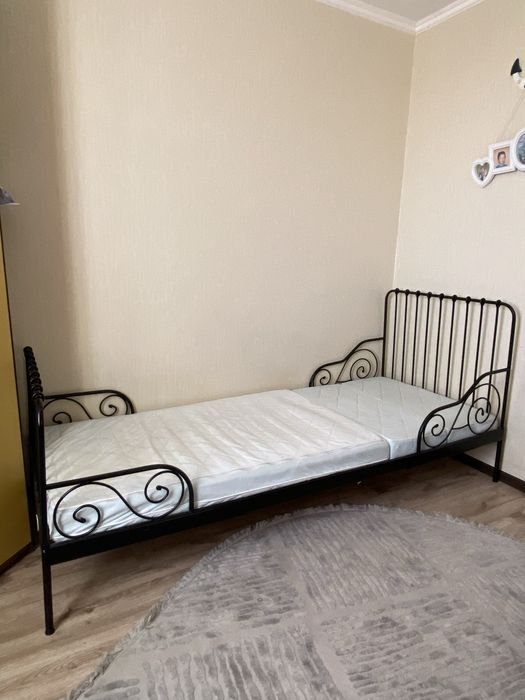 Кровать IKEA односпальная