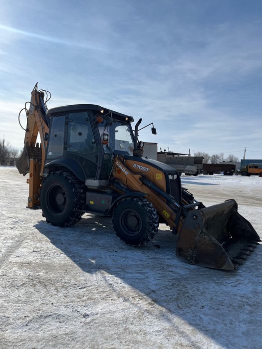 Эксковатор погрузчик петушок
