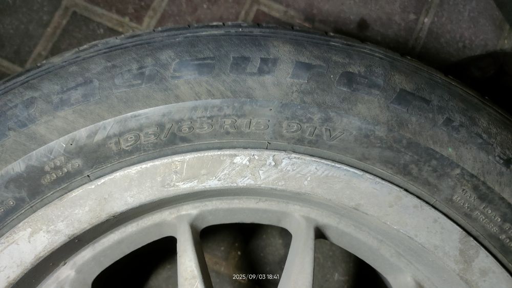 Летняя резина диски продам