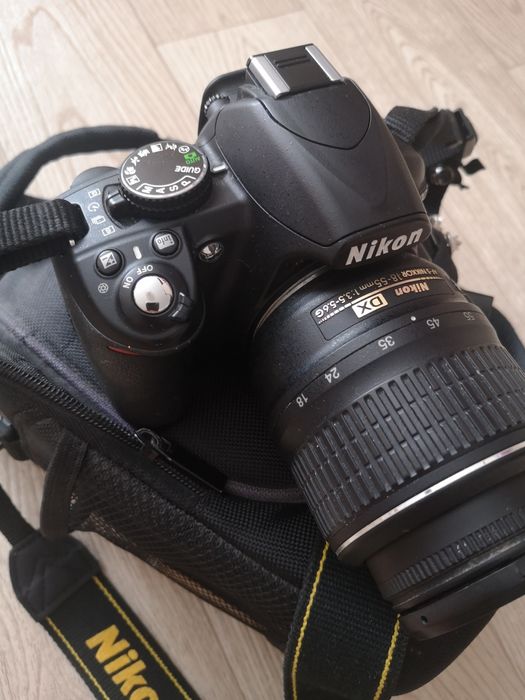 Продам фотоаппарат Nikon D3100
