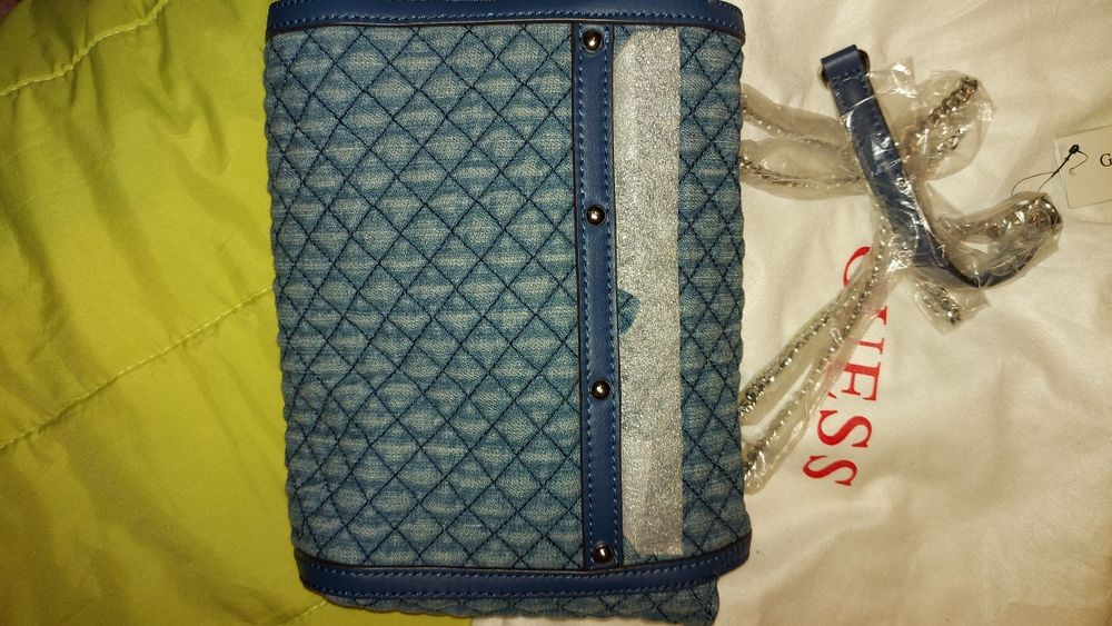 Чанта деним на GUESS