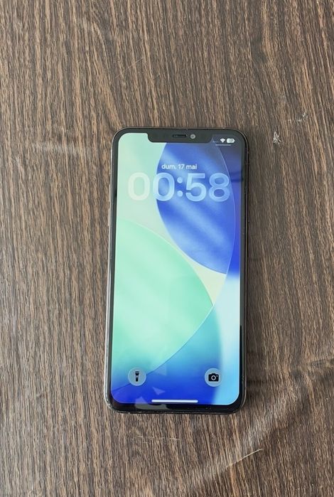 Iphone 11Pro-Max superb