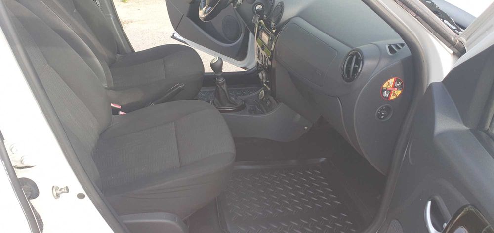 Duster 4X4 1.6 Offroad,Proprietar,geamuri electice , Laureate