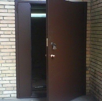 Металические кованные-лофт двери.