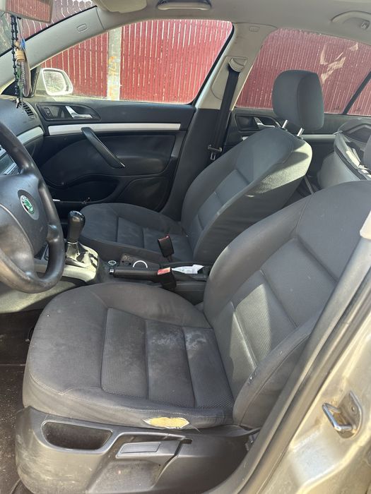 skoda octavia 2 , motor 1.6 mpi