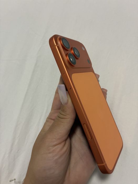 Капариран Iphone 17 Pro Max 256gb Cosmic Orange