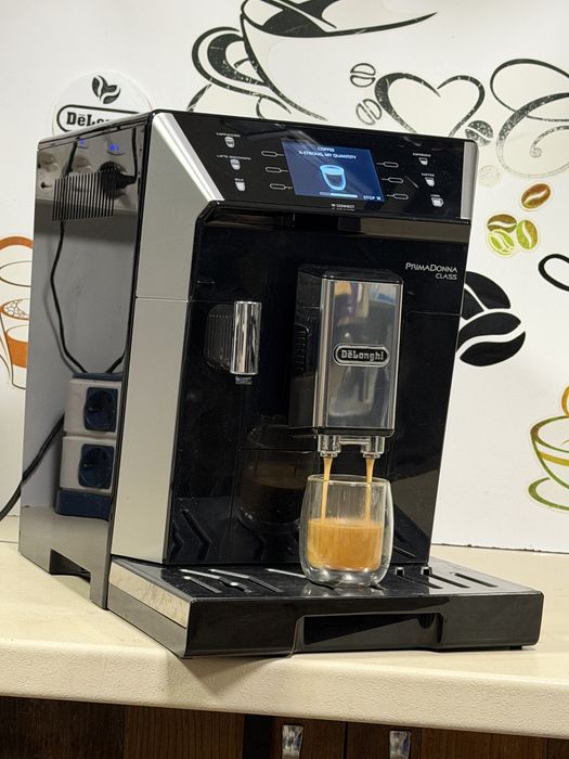 Кафемашина кафе автомат delonghi Primadonna CLASS с гаранция