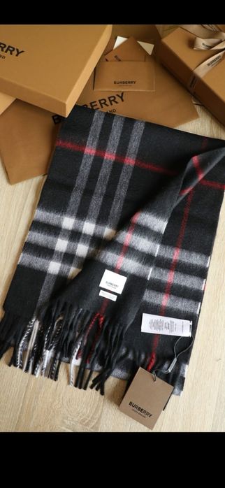 Fular bărbați Burberry model 2026, 100% cașmir, 6 modele