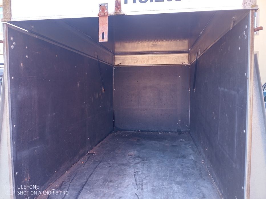 Продавам или разменям ремарке HUMBAUR