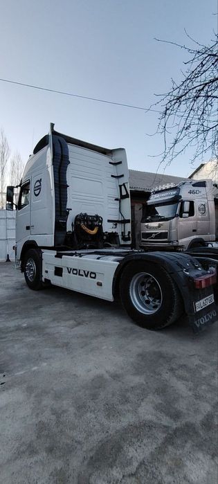VOLVO Тягач Сотилади 
 Йили: 2007