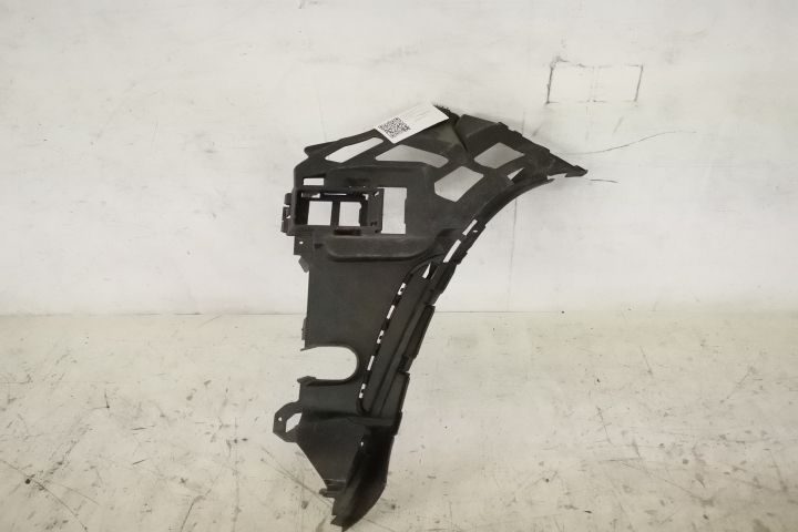 Ляв преден държач на броня Оригинален В добро състояние AMG Мерцедес-Б